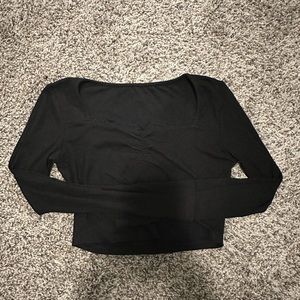 Long sleeve shirt with lace trim (cropped)